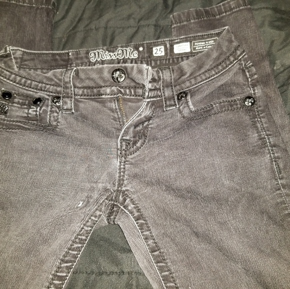 Jeans - Picture 2 of 3
